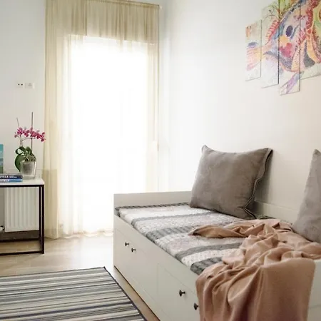 By Skg Апартаменты *